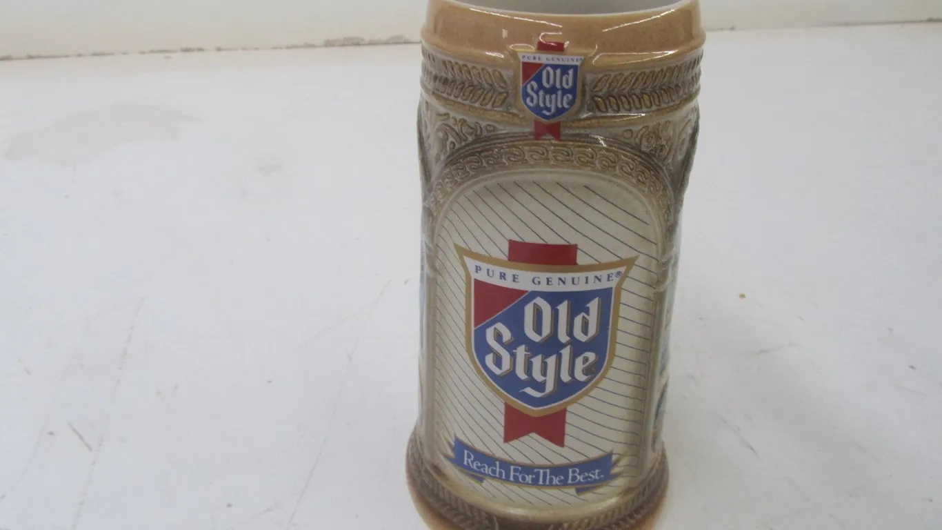 1989 Limited Edition Old Style Beer Mug