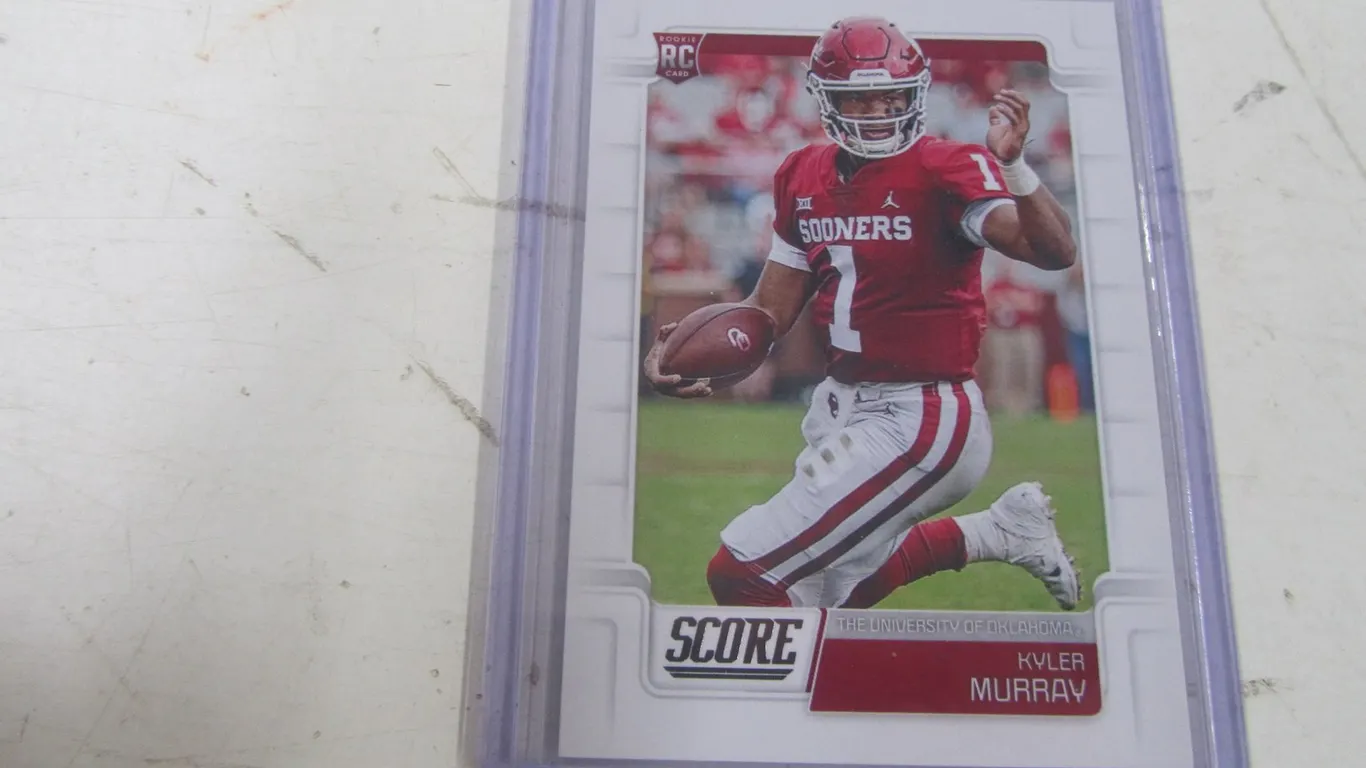 2019 Panini - Score Football Kyler Murray Rookie Card