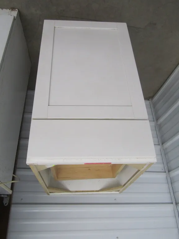 MasterBrand Kitchen Cabinet w/Drawer