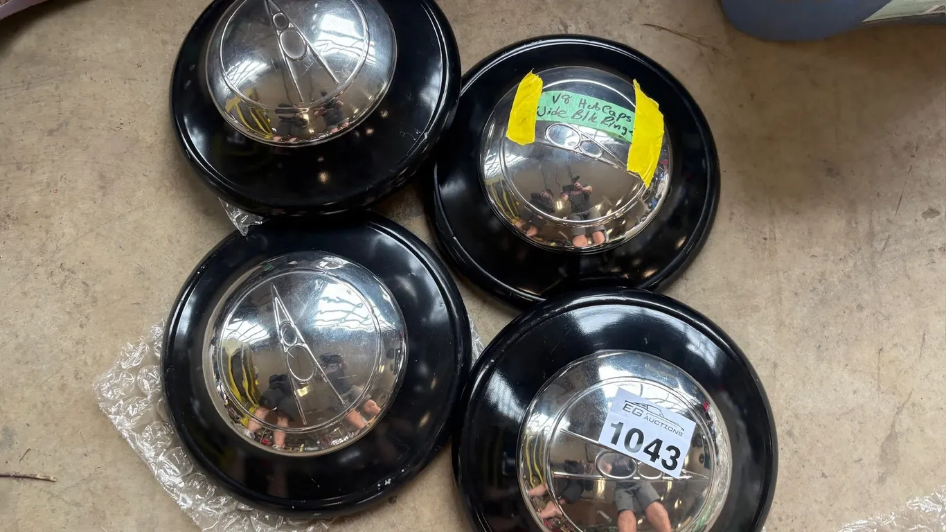 LATE 1930'S BLACK & CHROME HUBCAPS