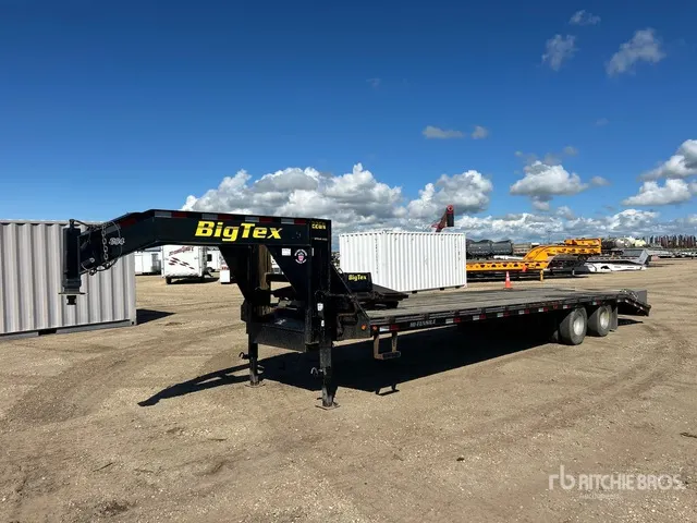 2012 Big Tex 30 ft T/A Gooseneck Equipment Trailer