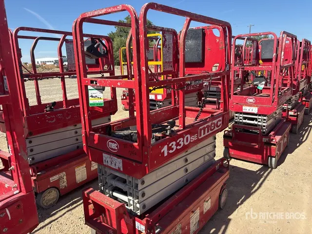 2019 MEC 1330SE Electric Scissor Lift