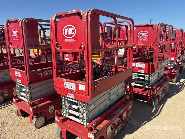 2019 MEC 1330SE Electric Scissor Lift