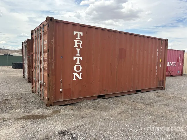 2011 20 ft Storage Container