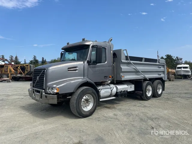 2007 Volvo VHD 6x4 T/A Dump Truck