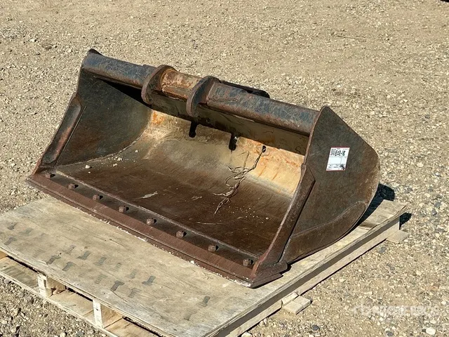 Bobcat 48 in Cleanup Excavator Bucket - Fits Bobcat E50