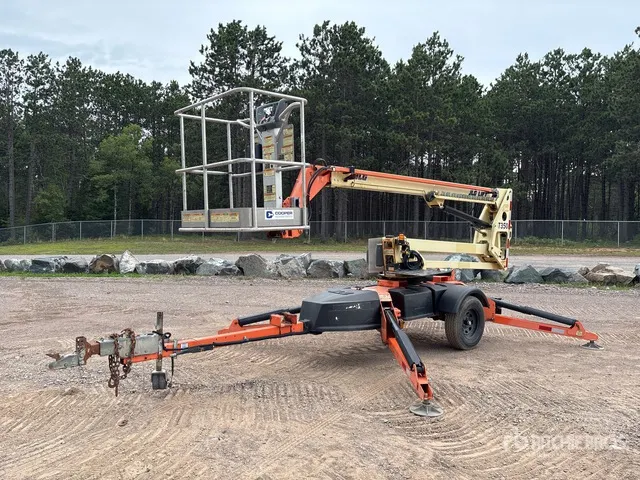 2018 JLG T350 Towable Lift