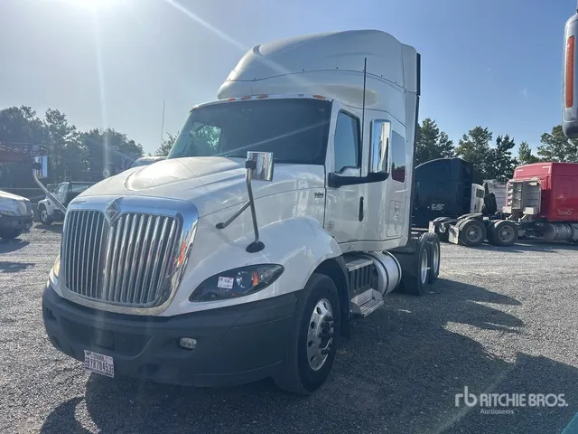 2020 International RH 6x4 T/A Sleeper Truck Tractor (Inoperable)