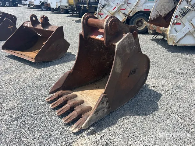 TAG 36 in Digging Excavator Bucket - Fits Hitachi ZX300