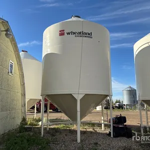 Wheatland GrainMax +/- 1838 bu 3 Ring Smooth Wall Hopper Grain Bin