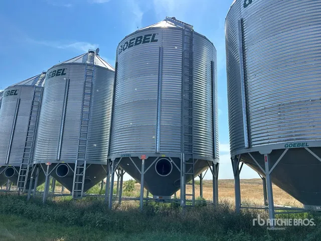 Goebel 8RP18-37-18 +/- 4900 bu 5 Ring Hopper Grain Bin