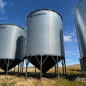 Cranfeild  +/- 4900 bu 5 Ring Hopper Grain Bin