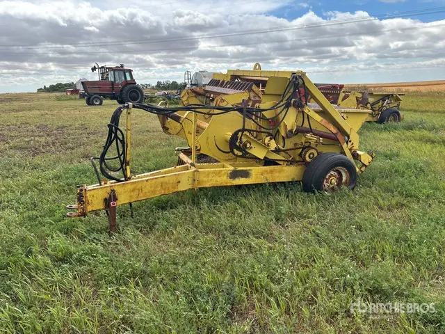 1974 Degelman R570S 54 in Paddle Rock Picker