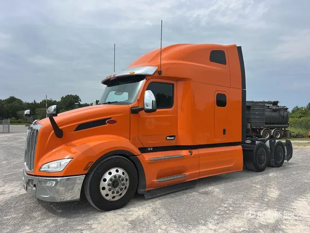 2023 Peterbilt 579 6x4 T/A Sleeper Truck Tractor