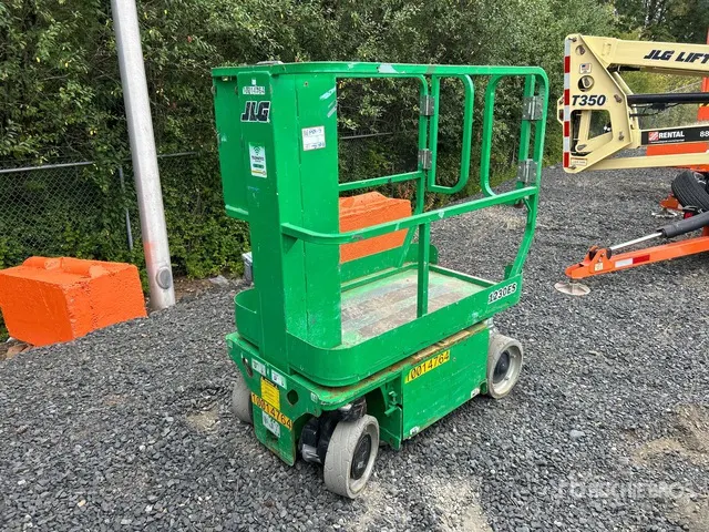 2018 JLG 1230ES Vertical Mast Lift