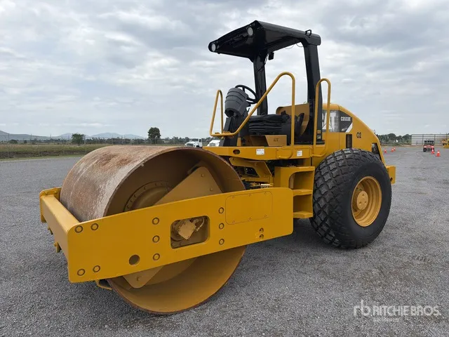 2012 Cat CS-533E Rodillo / Smooth Drum Compactor