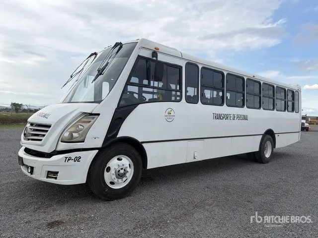 2013 Mercedes Benz Marco Polo 4x2 37-Seat Transit Autobus / Bus