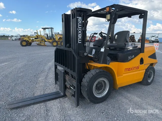 2019 Maximal M45 9900 lb Cushion Tire Montacargas / Forklift