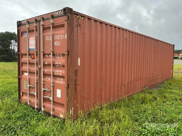 2010 40 ft High Cube Storage Container
