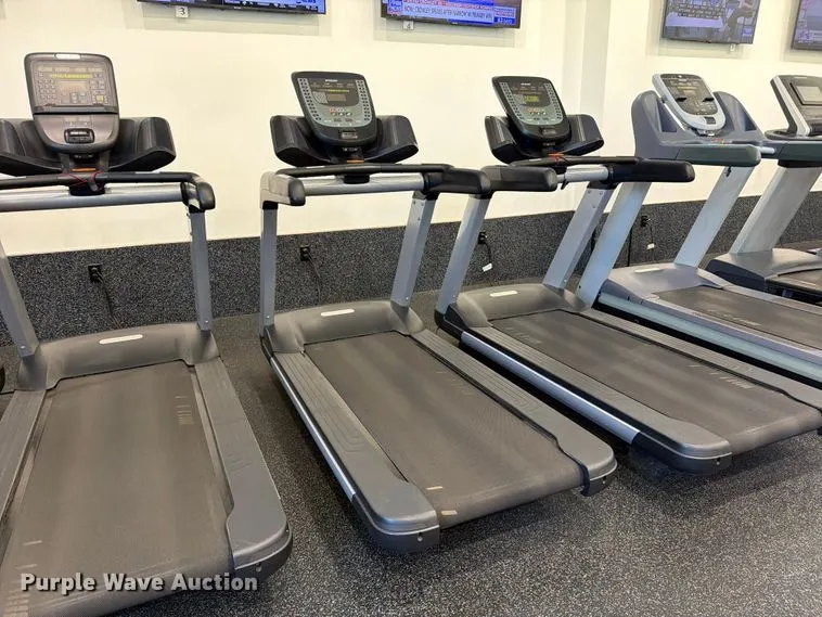 Precor 731 Interval Trainer treadmill