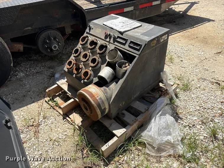Gates OmniCrimp 21 hydraulic hose crimper