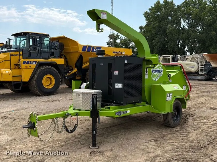 2026 Dyna V15-32 wood chipper