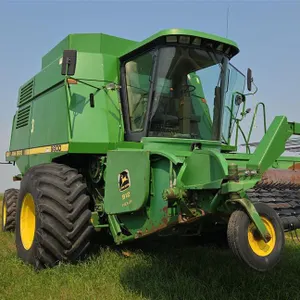 1994 John Deere 9600 Combine w/ 912 Pickup Header