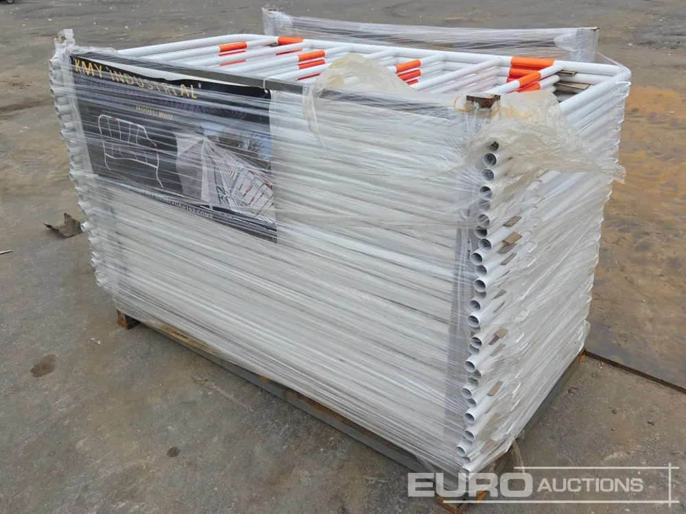 Pallet of Construction Barriers, 190cm x 110cm ( 30 of)