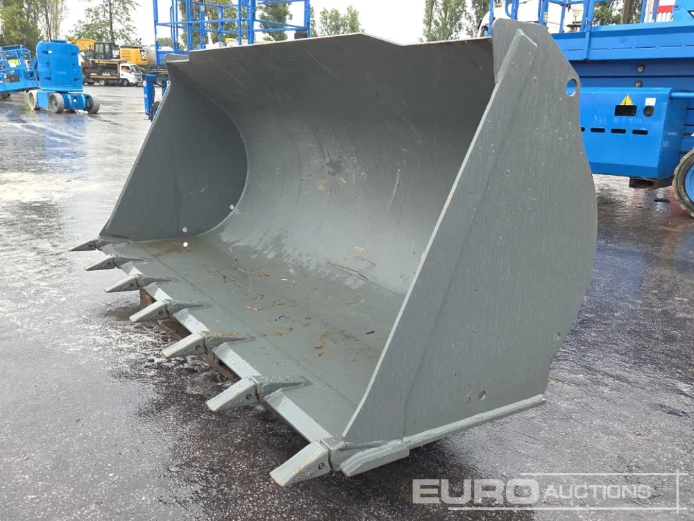 2021 Liebherr 78" Front Loading Bucket to suit Wheeled Loader