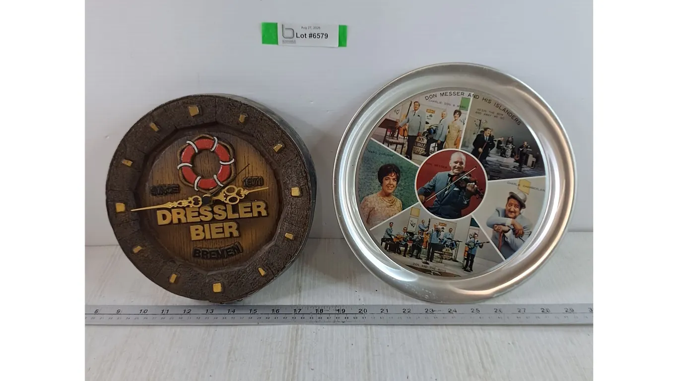 Dressler Bier Bremen Clock As-Is and Don Masser Metal Plate