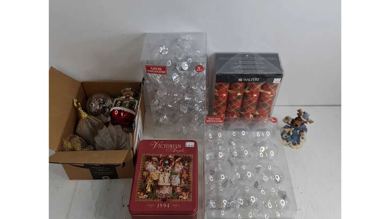 NIB Christmas Ornaments, Festive Crackers, Jigsaw Puzzle, Moose Ornament