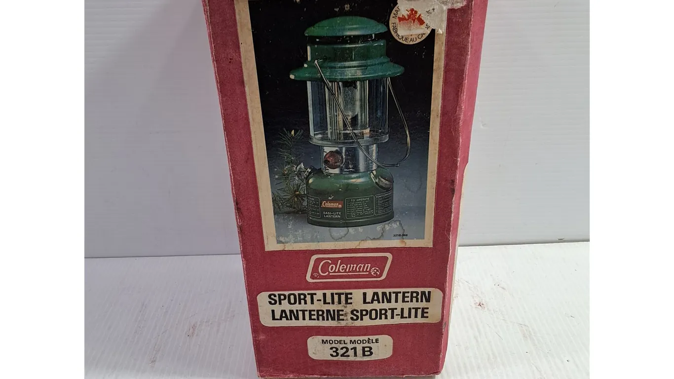 Coleman Sport-Lite Lantern- Model 321B