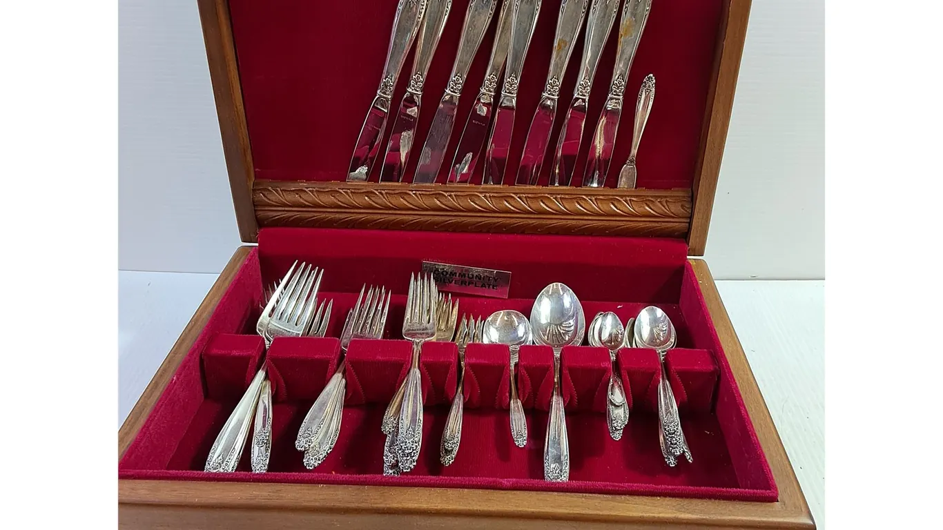 Silverware Set in Wooden Box