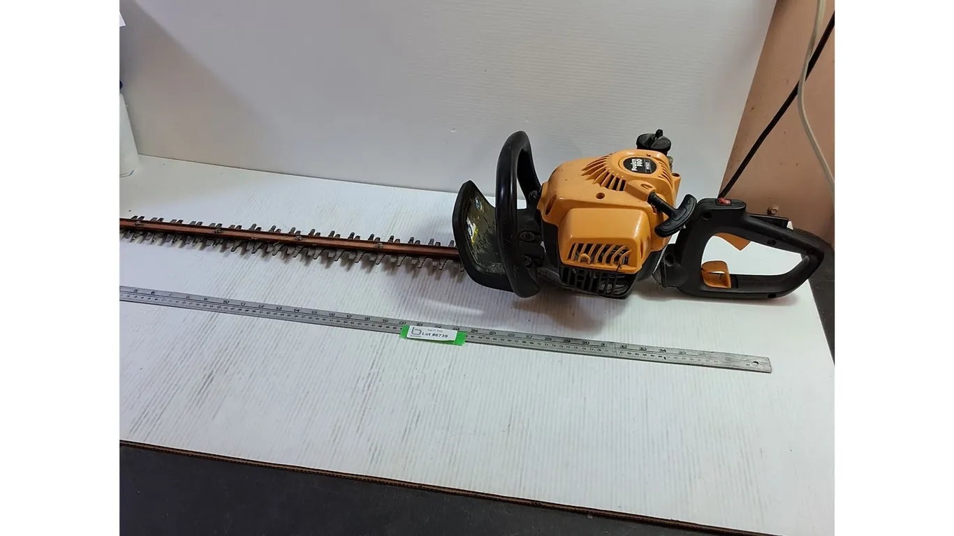 Poland Pro Hedge Trimmer - 24" Blade - Tested - Runs - Cannot Ship