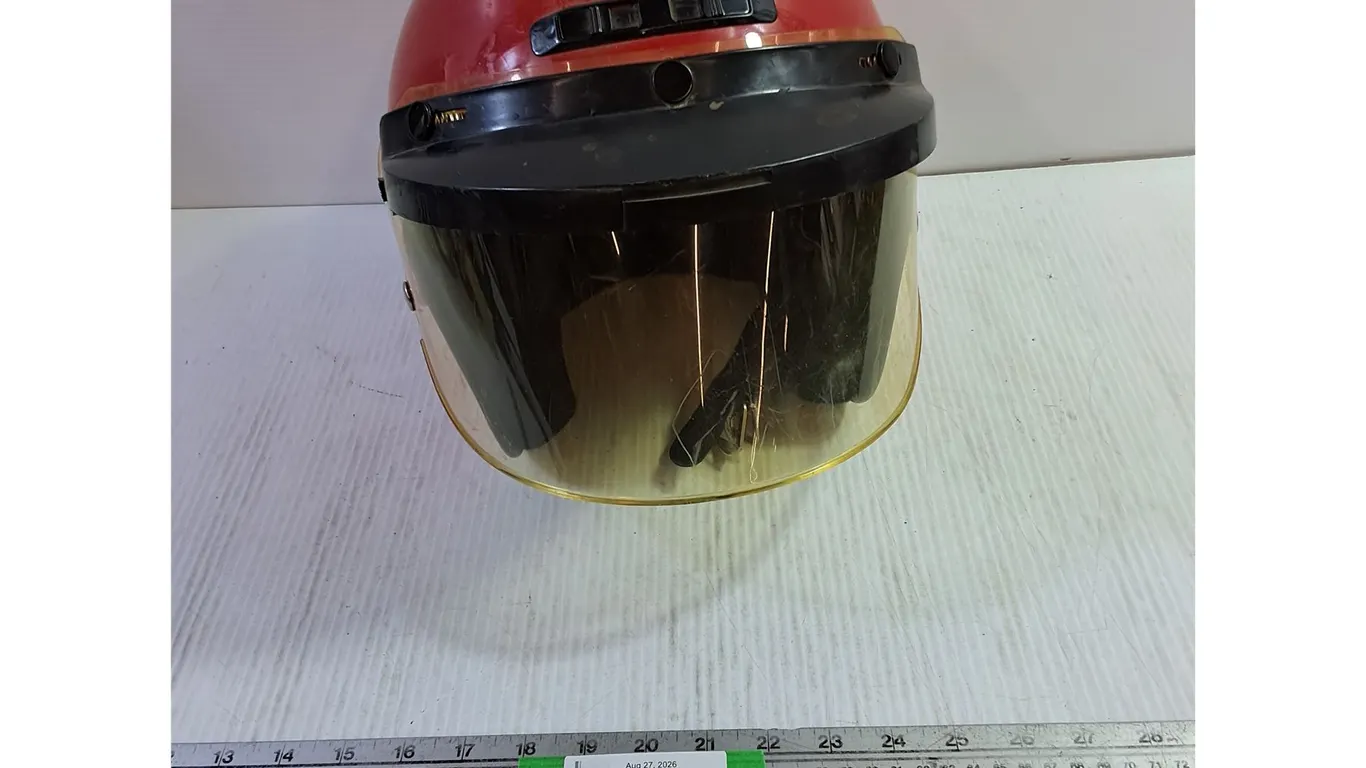 GKX Motorcycle Helmet XL w/ Visor