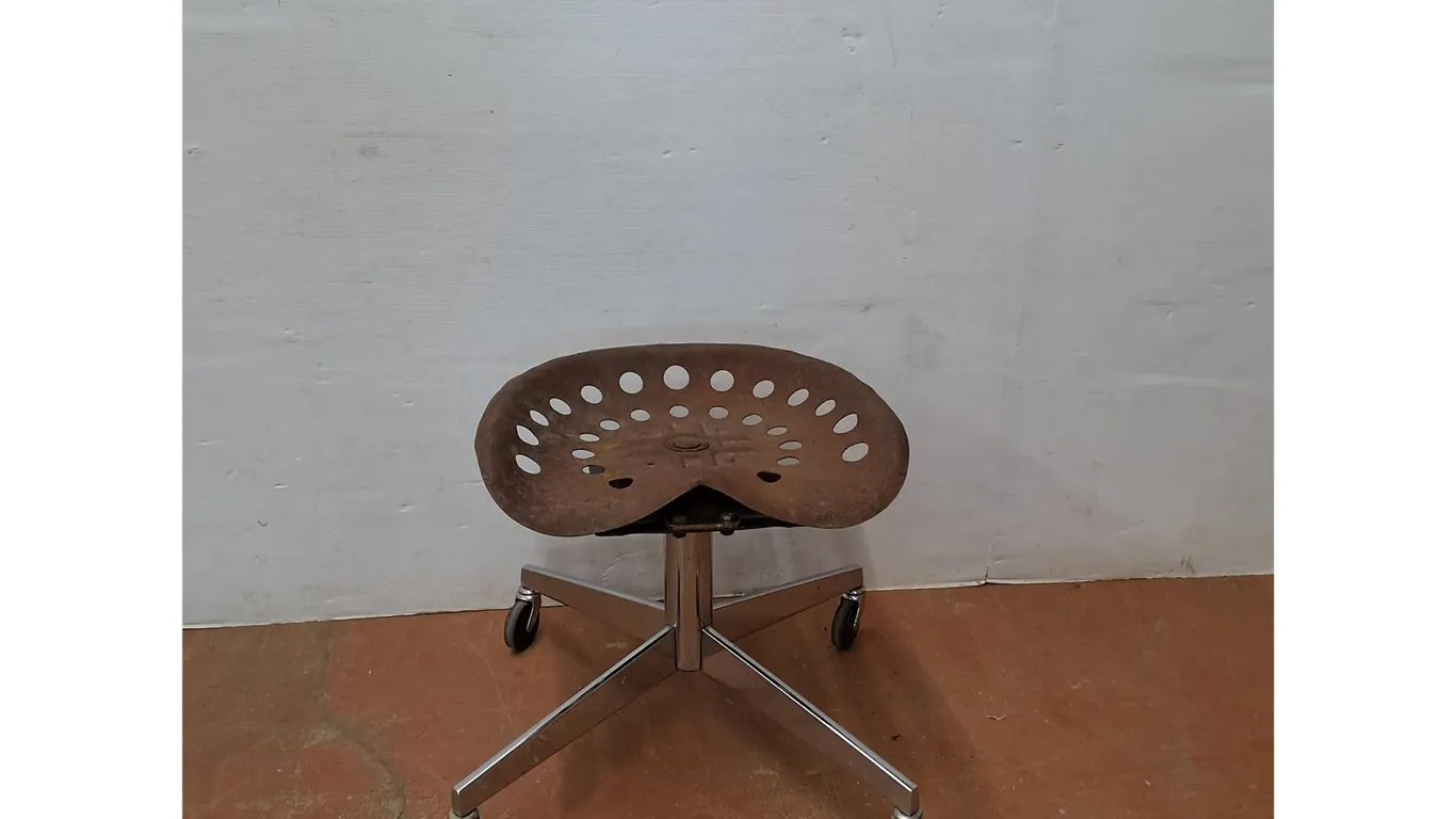 *Industrial-Style Rolling Shop Stool 14"x18"x18" (as is, cannot ship)