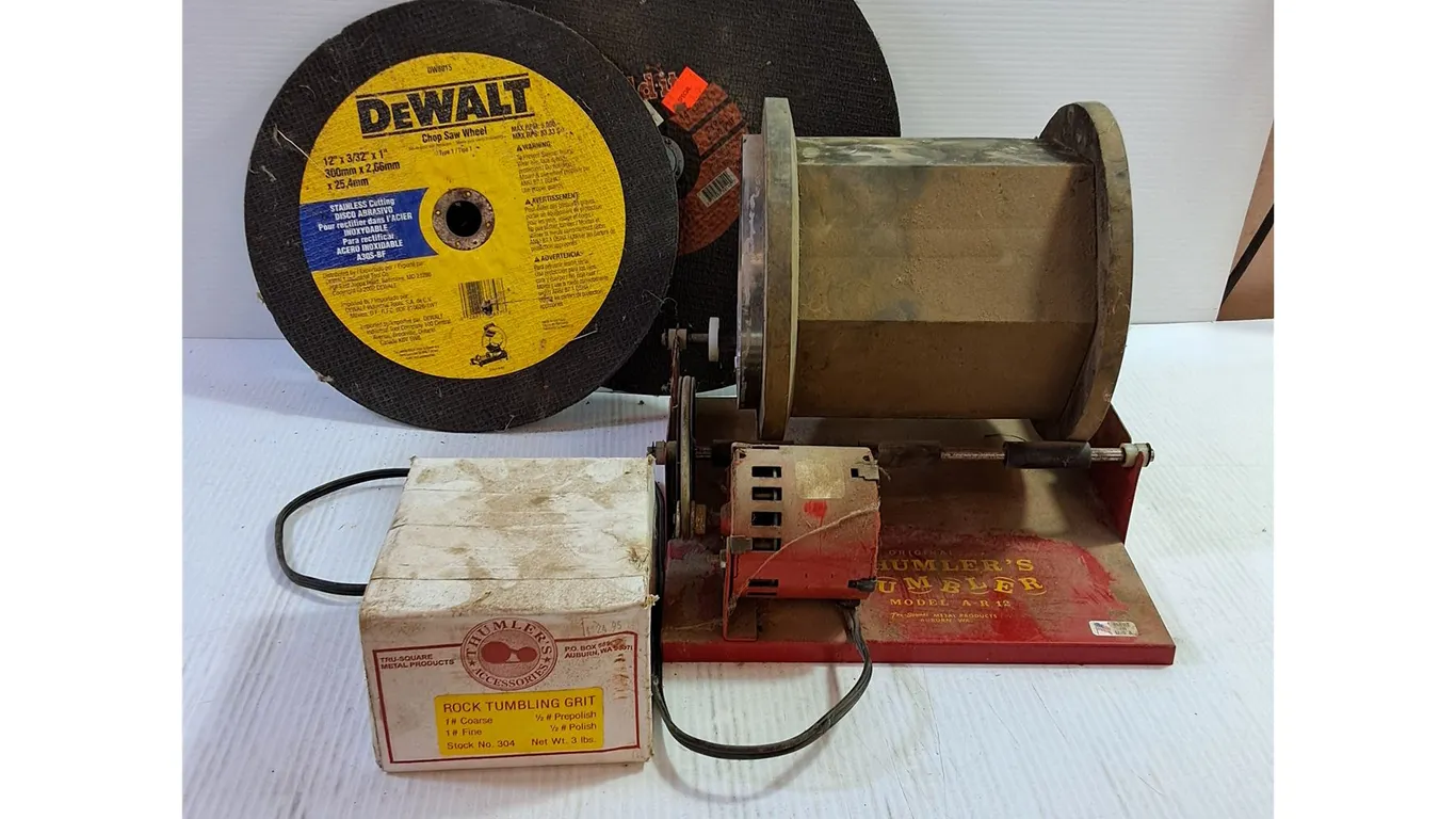 Thumler's Tumbler Model A-R 12 (Does not Work), Tumbling Grit, Saw Wheels, Pickup Only