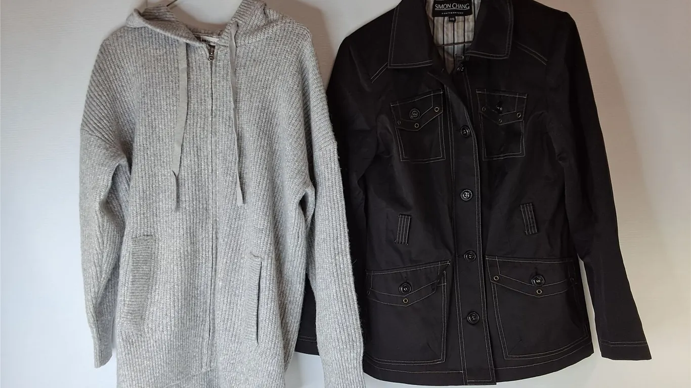 Women's Sweater & Dress Jacket- M 9/10