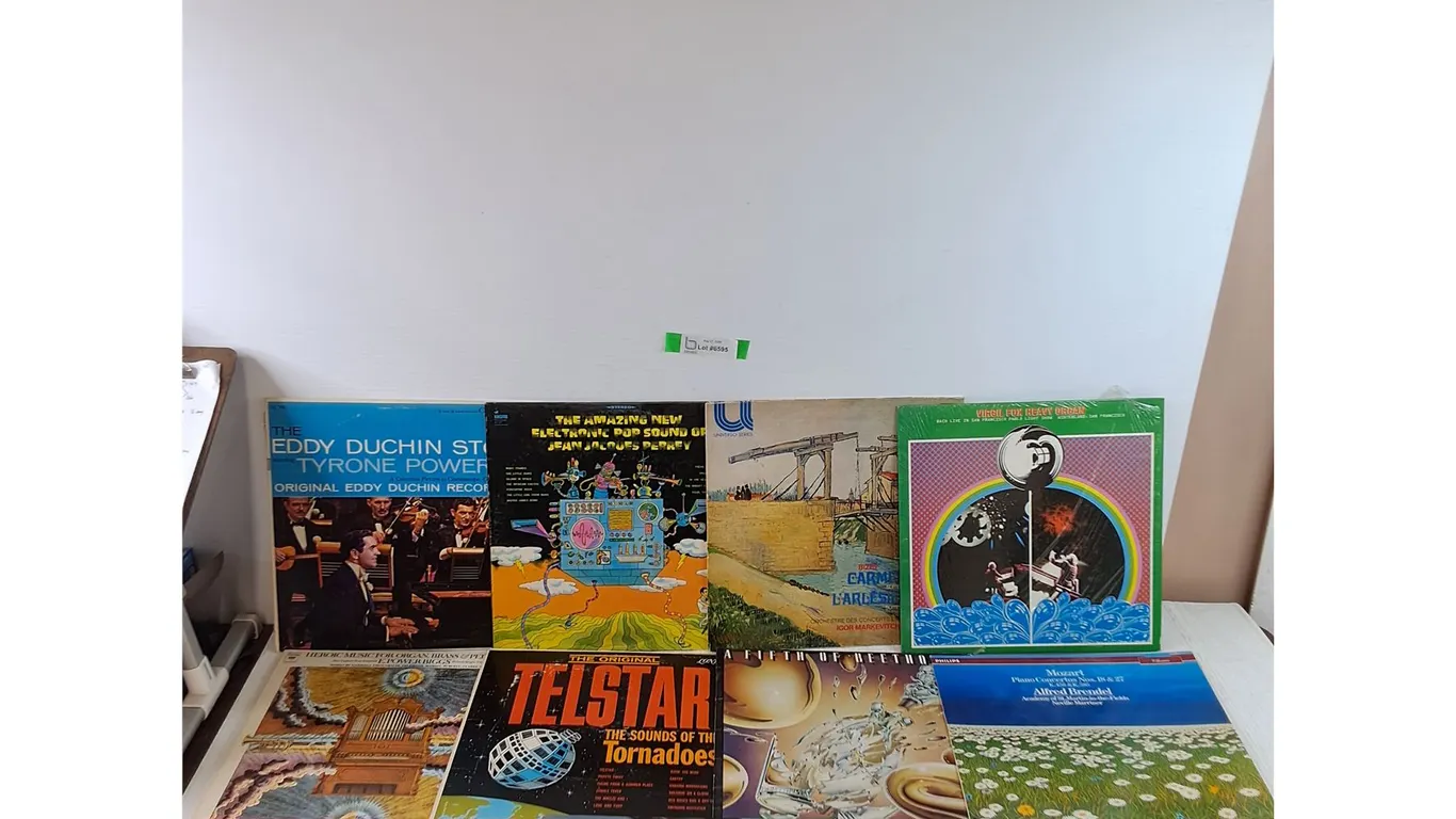 (10) Vinyl Records, Mozart, Beethoven, Tyrone Power, Virgil Fox, Amadeus