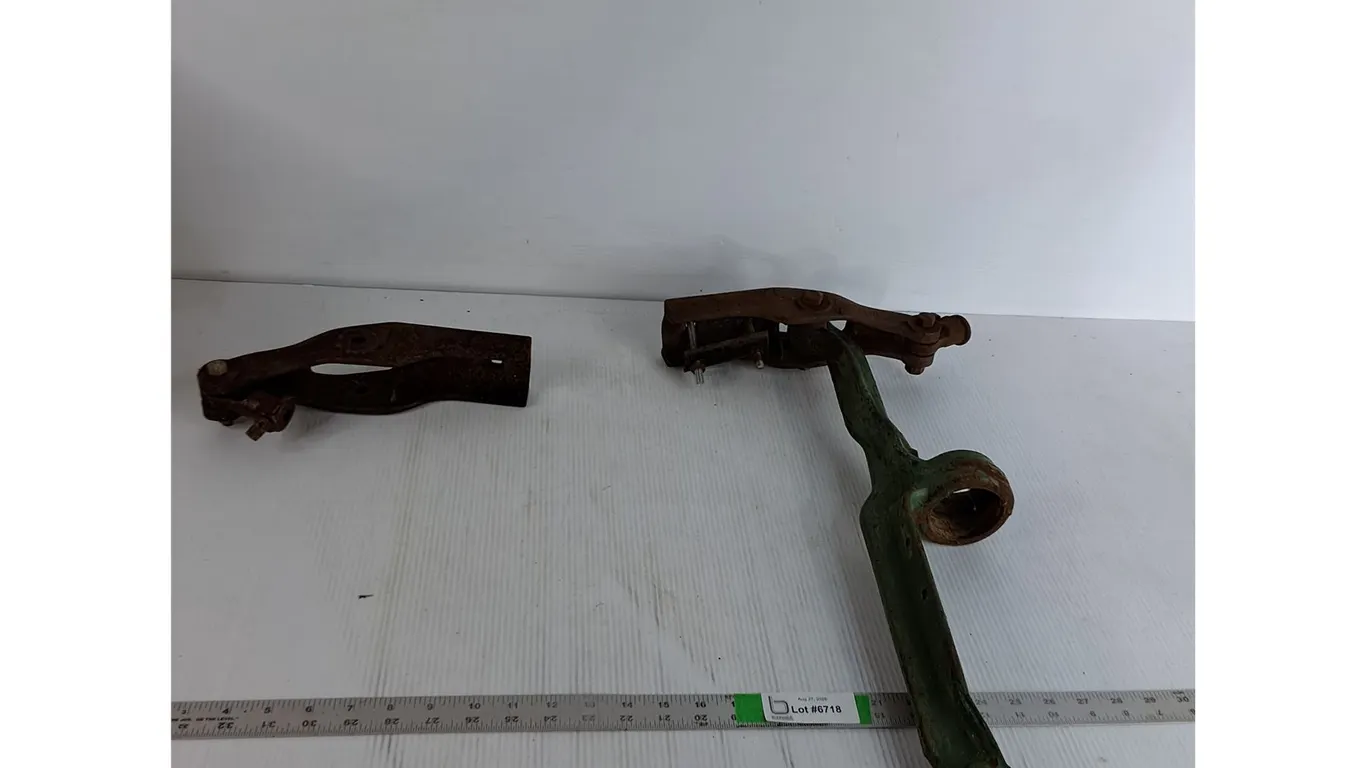 Well Hand Pump Parts 23"x12" (cannot ship)