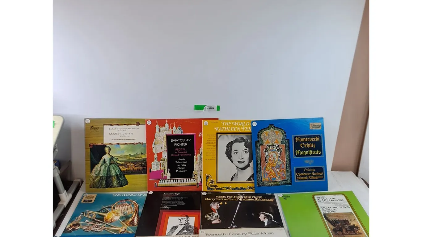 (11) Vinyl Records, Sviatoslav Richter, Ernest Bloch, Kathleen Ferrier, Vaughan Williams
