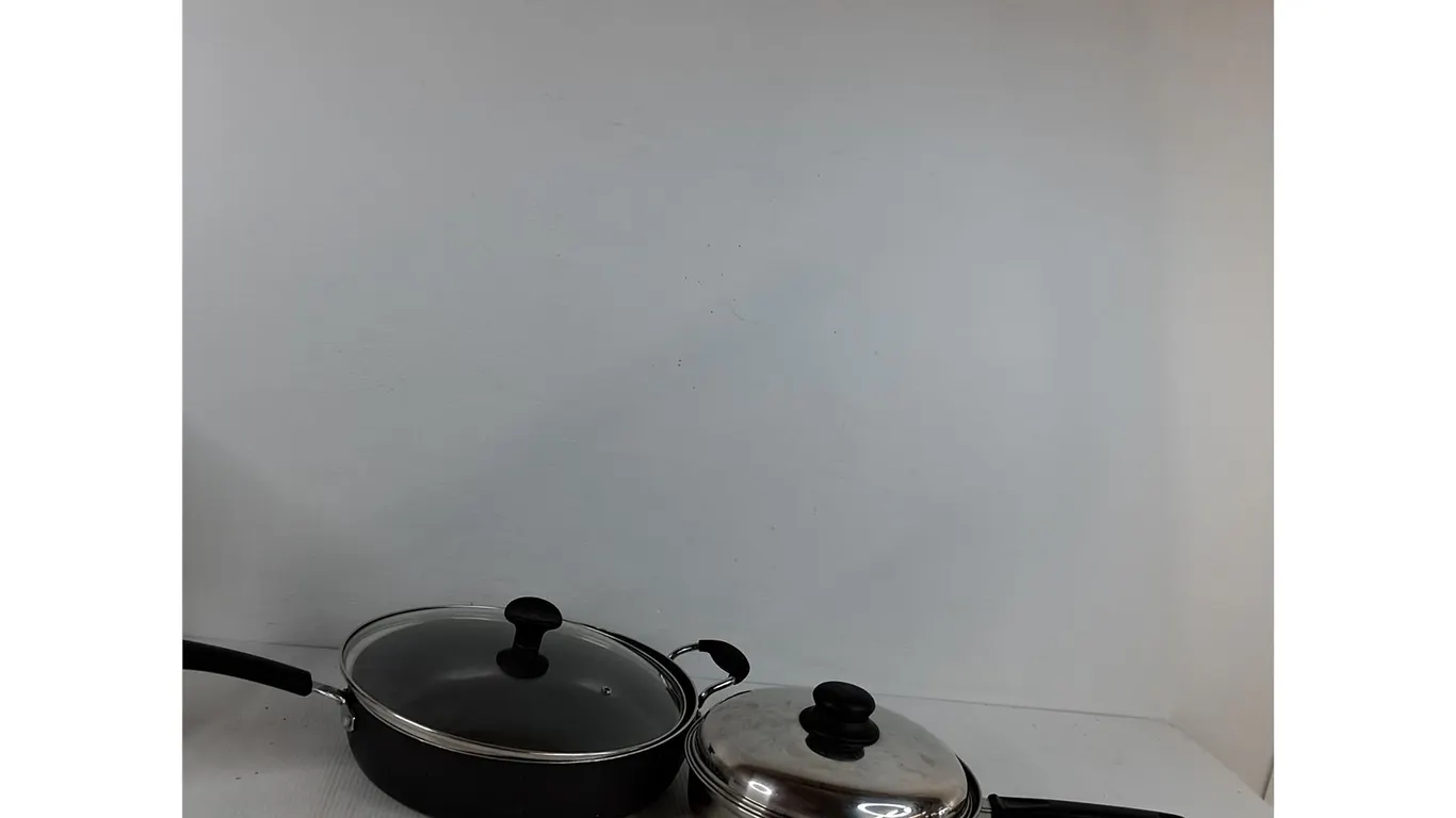(2) Frying Pans ( as is)