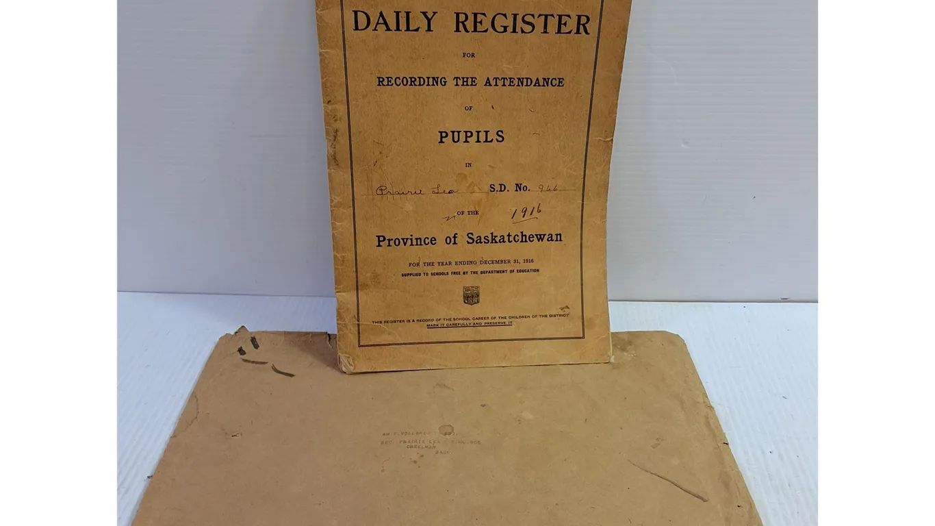 School Registry 1916 - Prairie Lea School, SK