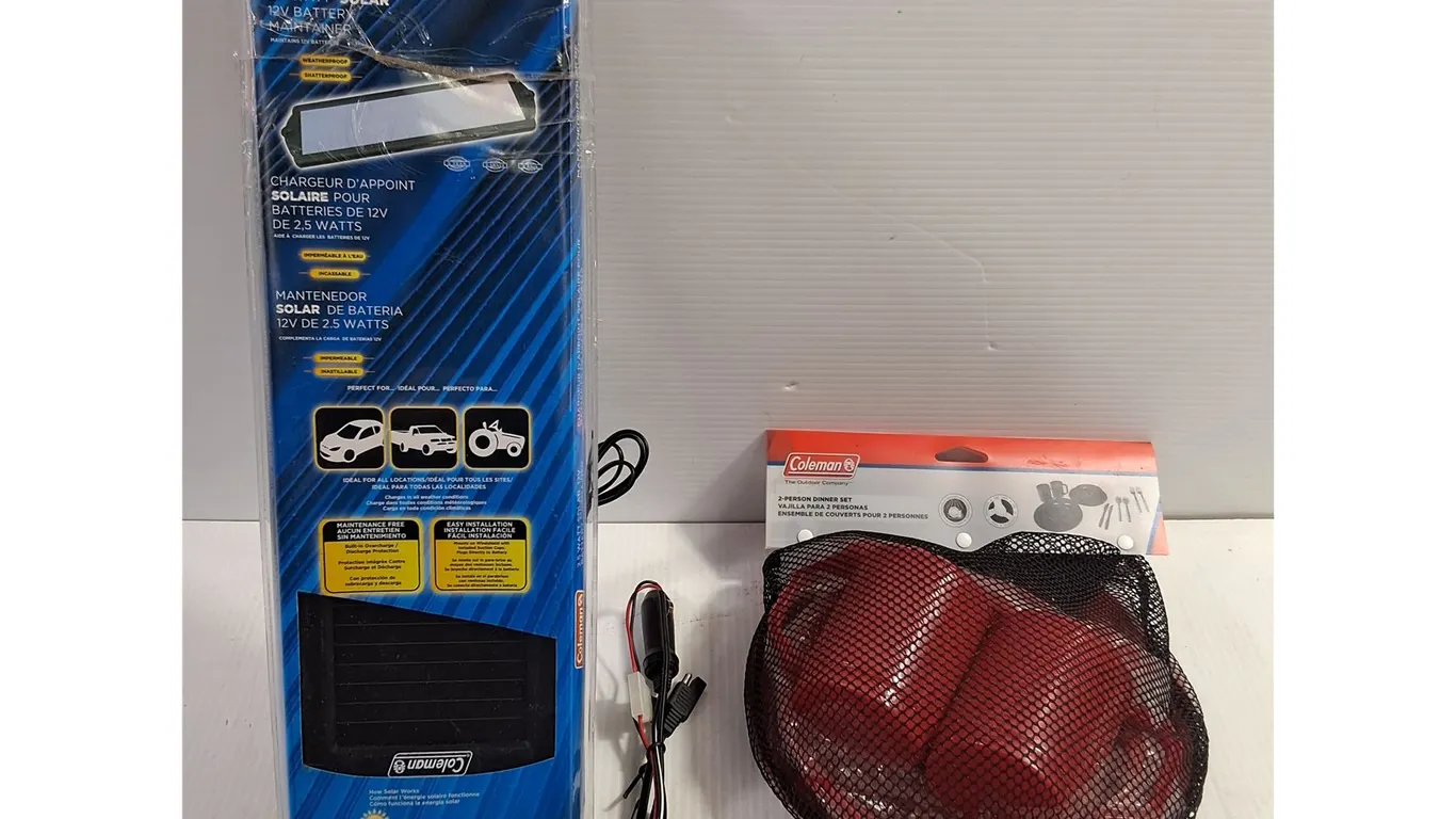 Coleman 2.5 Watt 12V Battery Maintainer,2 Person Dinner Set (new)