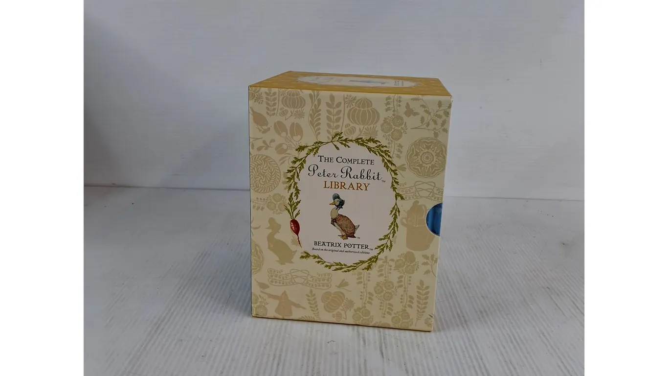 The Complete Peter Rabbit Library ( as is)