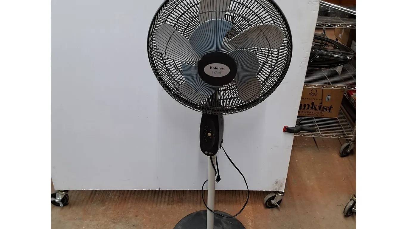 *Holmes 2 Cool Floor Fan - Powers On, As Is, PICKUP ONLY