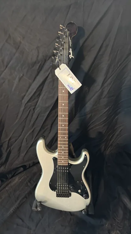 FENDER STRATOCASTER GREY SERIAL # JFF20000506 ELECTRIC GUITAR