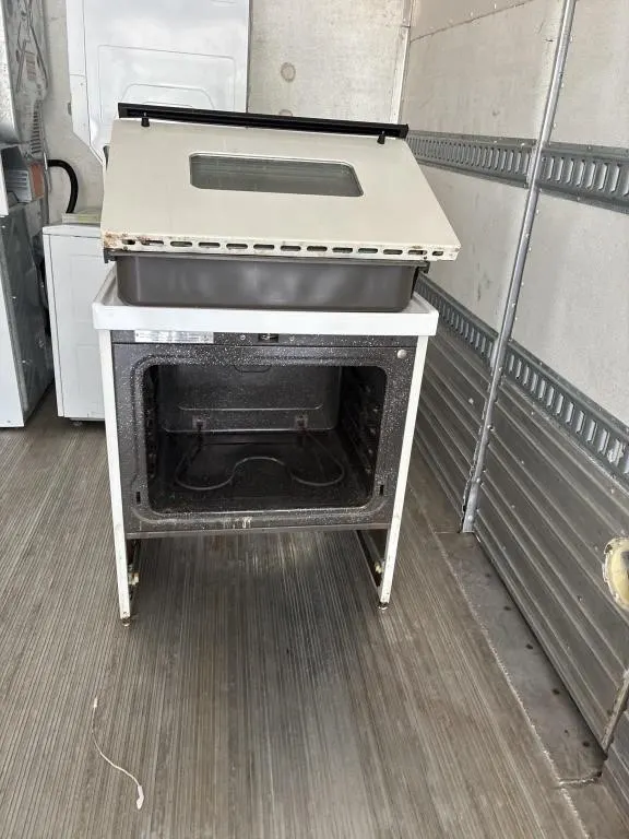 Elec stove Not tested