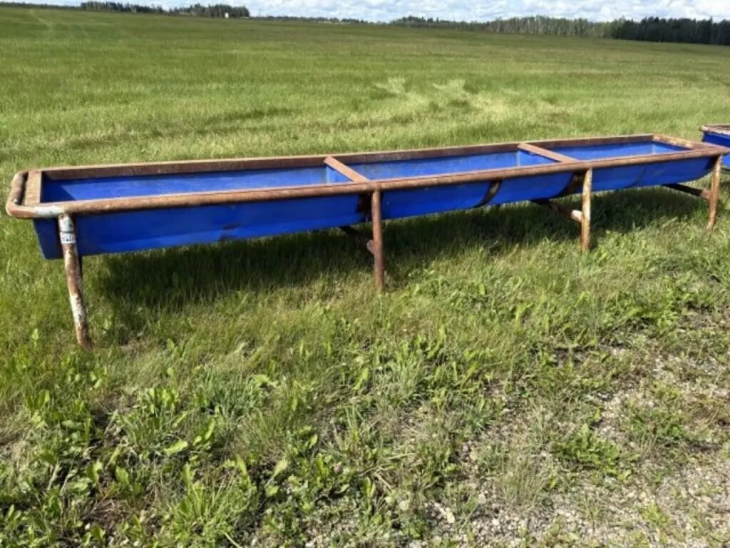 15' Bunk Feeder (Metal Frame/ Poly Bunk)