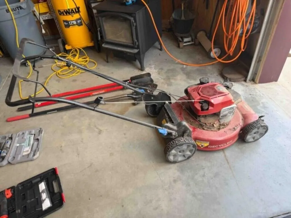 Toro Push Mower- motor pulls through